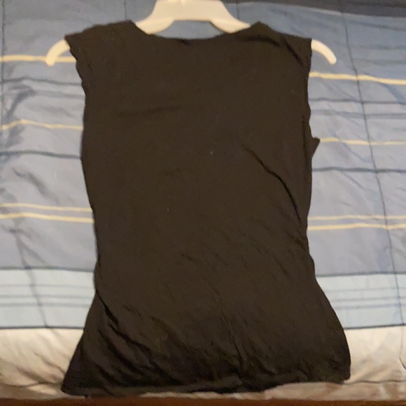 Bebe women’s dress tee. - Picture 4 of 4